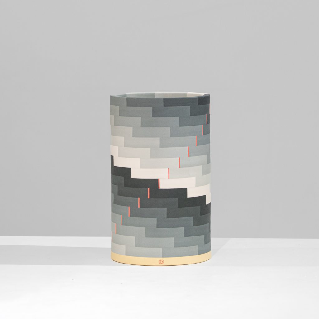 Jin Eui kim-Jin Eui KIm - OPverse--Cylindrical-form with-Blocks - 28,5 x 17 cm--7