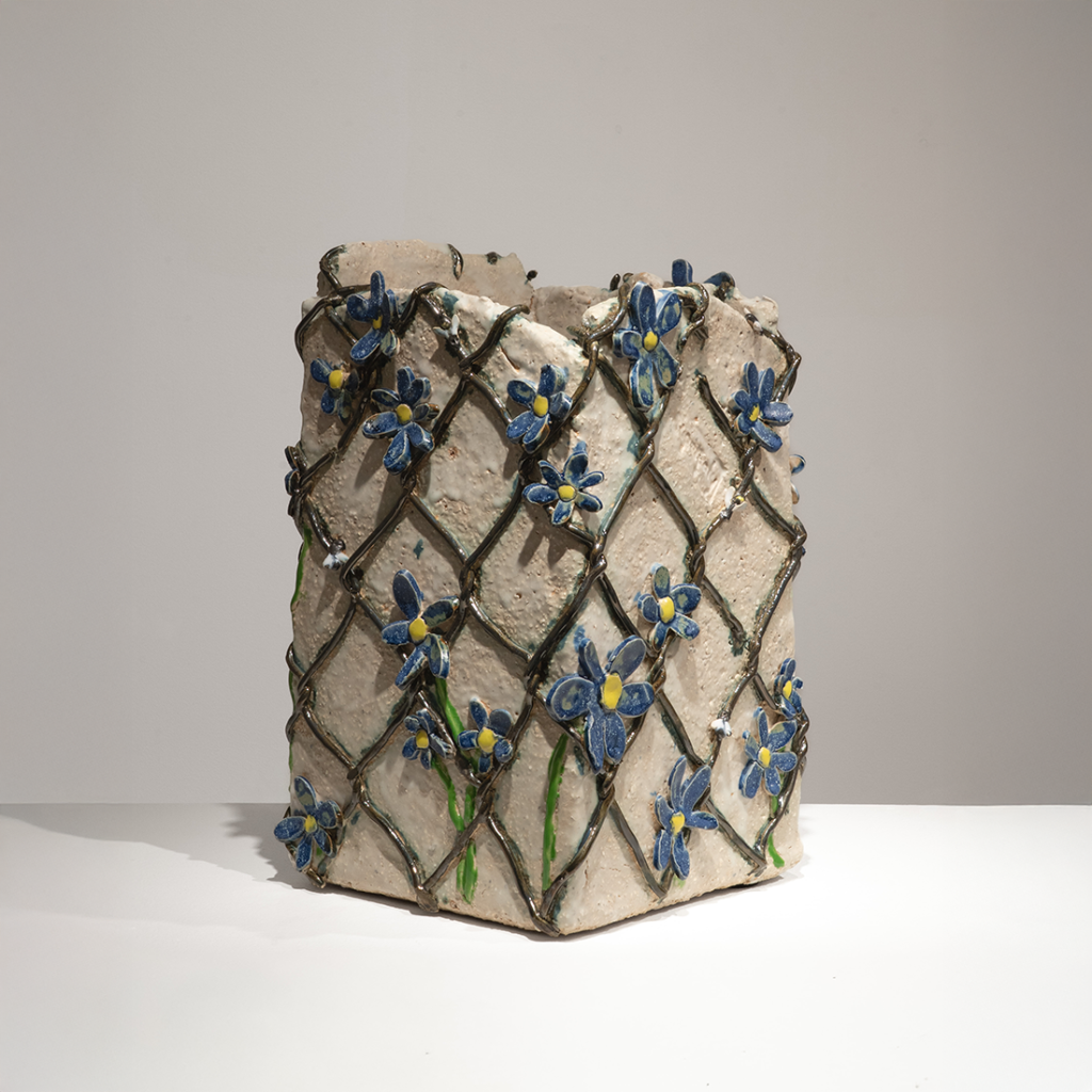 Vase aux Fleurs et Insectes