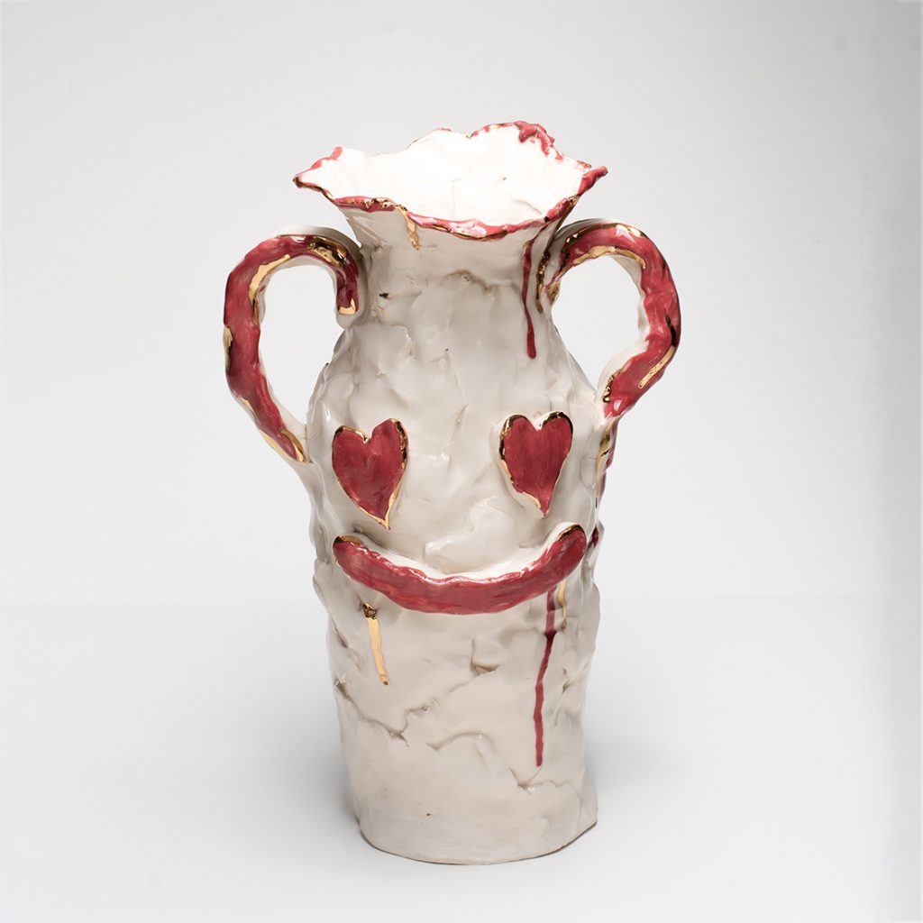 Faye Hadfield - Happy vase in Love - Florian Daguet-Bresson ceramic Art - contemporary ceramic art