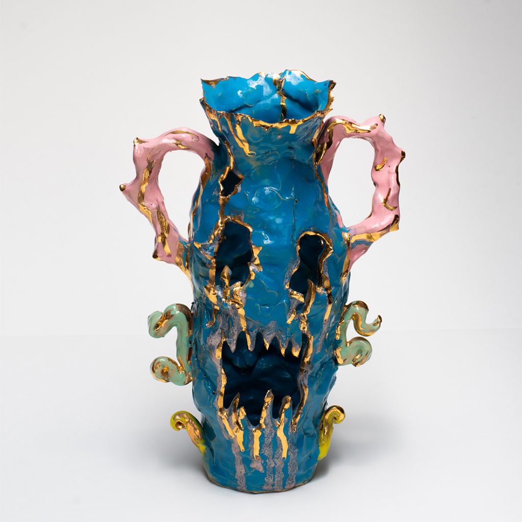 Scary-Vase in Candy Blue - Happy-Vase-with-Dots - Faye Hadfield - Pot - Ceramic Art - Florian Daguet-Bresson